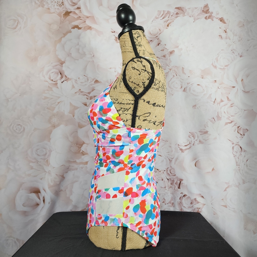 Spotted Retro V-Neck One Piece Bathing Suit - Picture 4 of 14